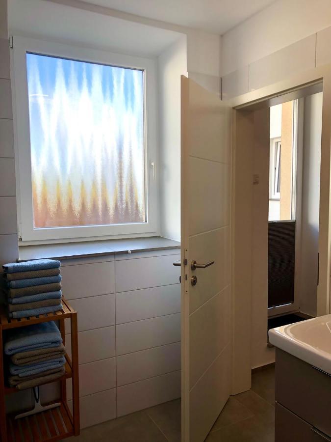 Erdgeschoss-Appartement Mit Seeterasse Ahrensbok Bagian luar foto